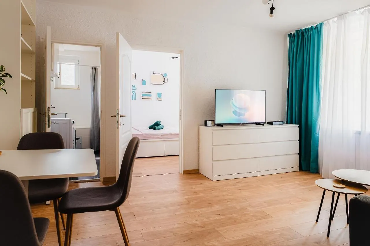 Cozy Apartment Ultracentral Universitate Square Bucharest 0*,  Romania